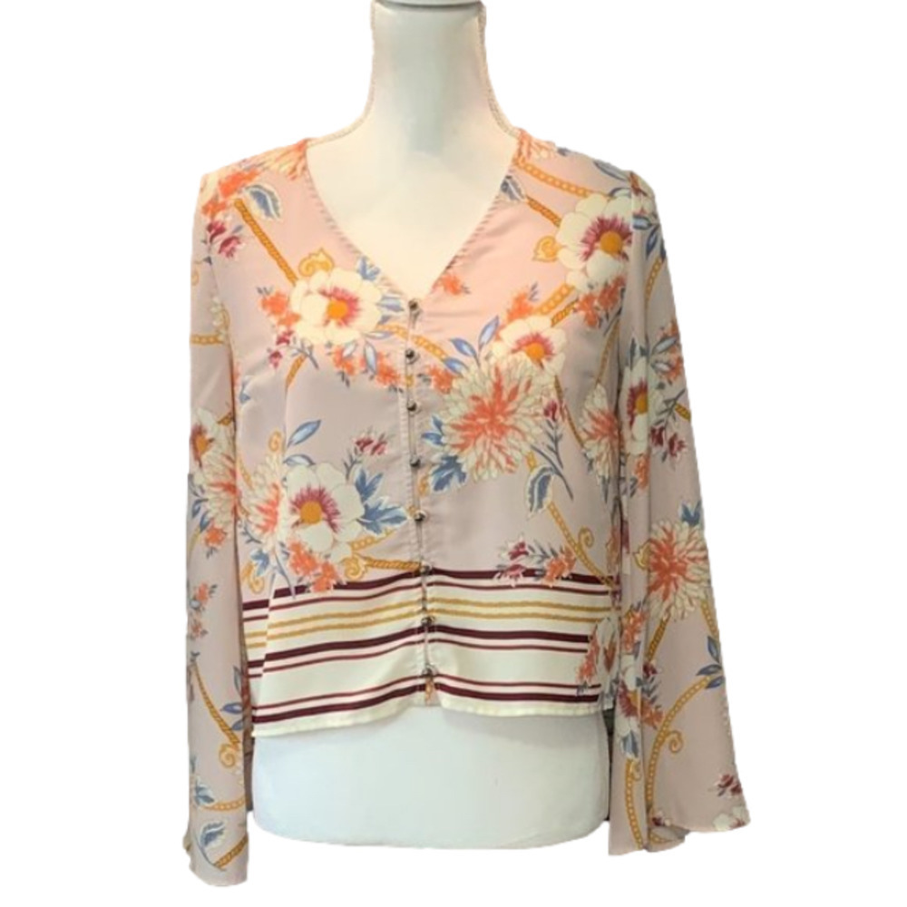 🔥🔥SALE🔥🔥Urban ROMANTICS Floral Button Front Blouse
